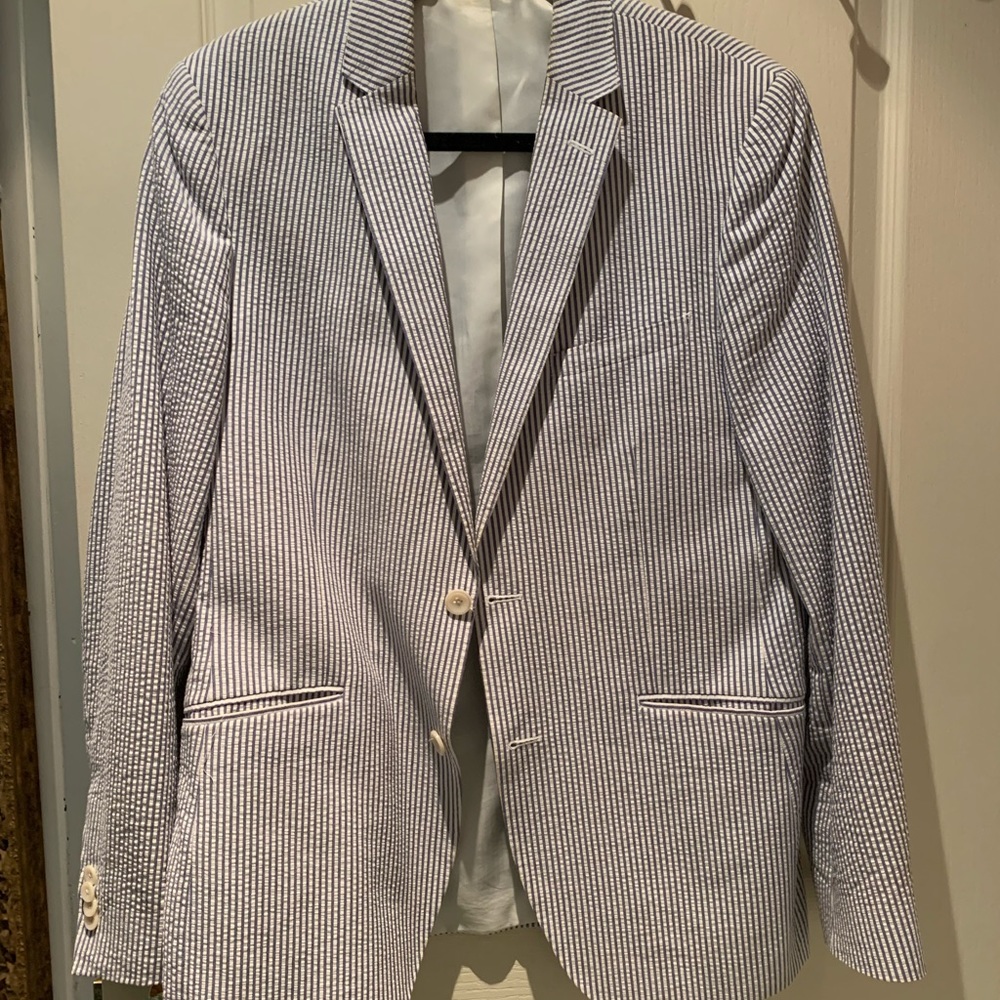 Beautiful blue and white seersucker Savile blazer… excellent condition